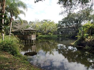 2926 W Hawthorne Rd, Tampa, FL 33611