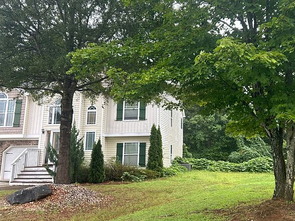 2nd image of 7138 Creeksong Dr