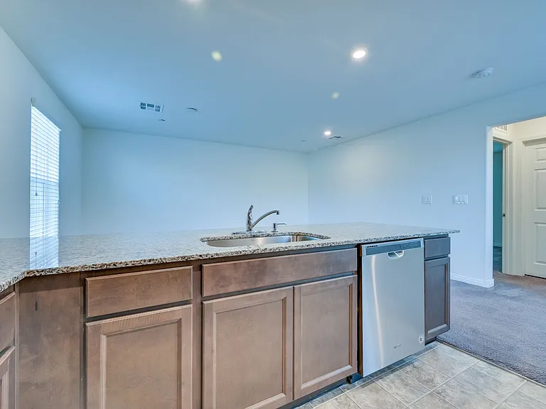 5202 Dubris Dr — Photo 27