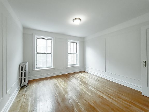 3rd image of 1442 1st Ave #6