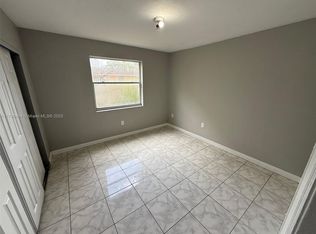 2721 NW 23rd Ct APT 8, Miami, FL 33142
