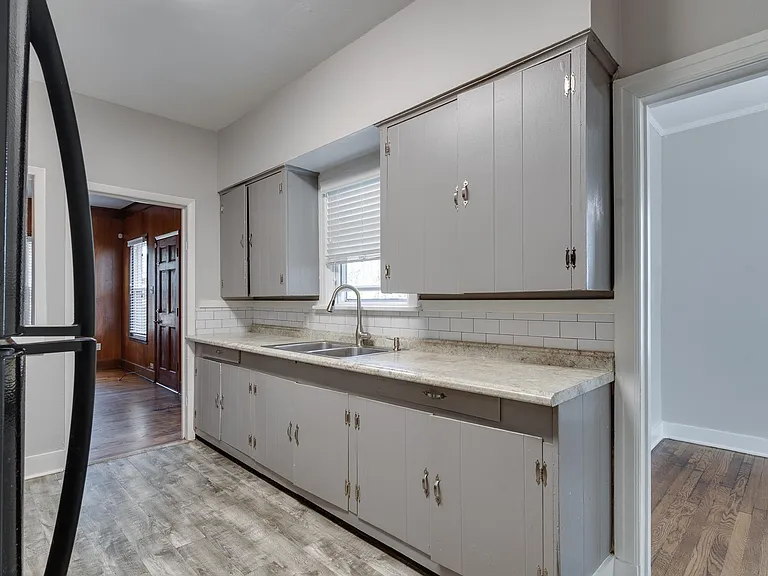 1800 Mignon Ave — Photo 27