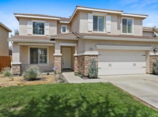 3024 W Elowin Ave, Visalia, CA 93291