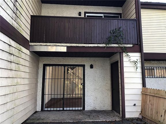 4th image of 3920 Crayrich Cir #C