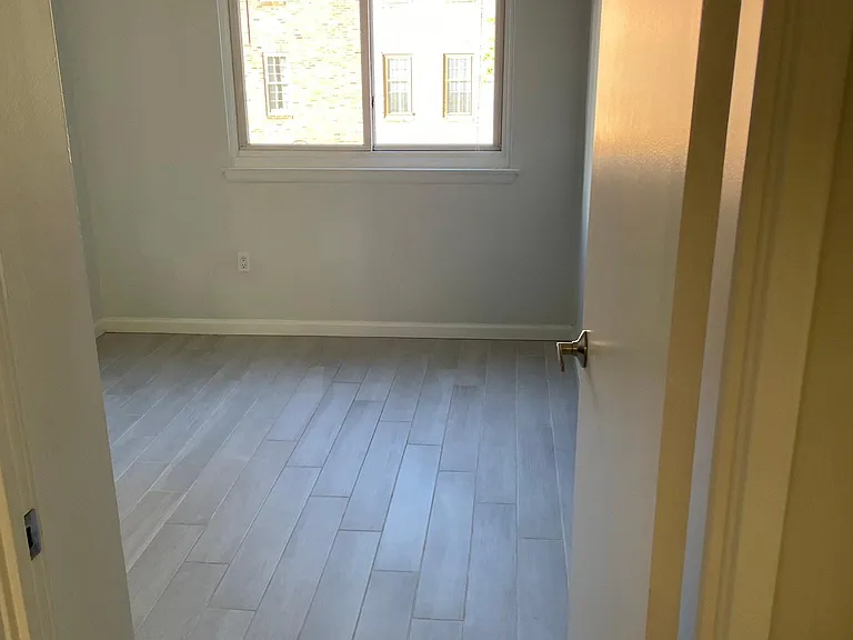 1221 South St #B — Photo 8
