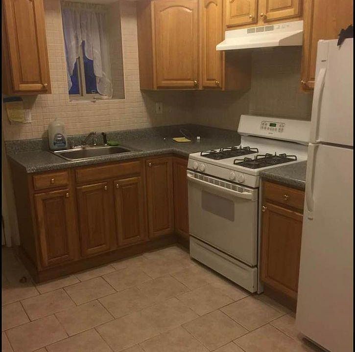 1st image of 128 Woehrle Ave Floor 1
