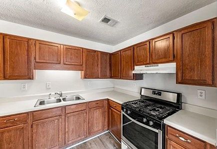 2nd image of 1741 Hunting Creek Dr SE
