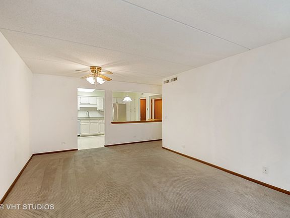 3rd image of 5320 N Lowell Ave APT 308