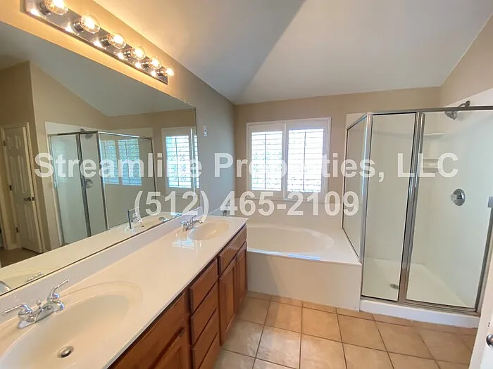 1013 Kensington Castle Trl — Photo 17