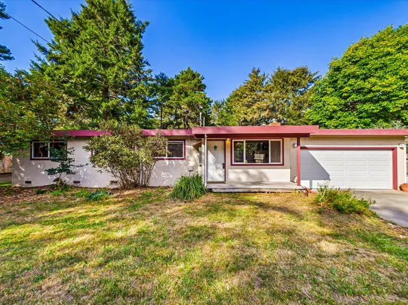 755 Eucalyptus Rd, McKinleyville, CA 95519
