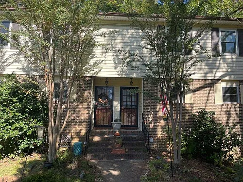 2519 Hawksbury Ln Photo 1