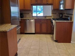 20617 Lori Dr, Flushing, NY