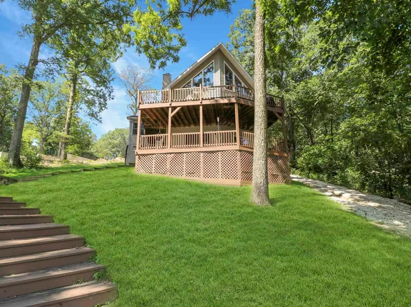 124 Lakeside Pl, Dahinda, IL 61428
