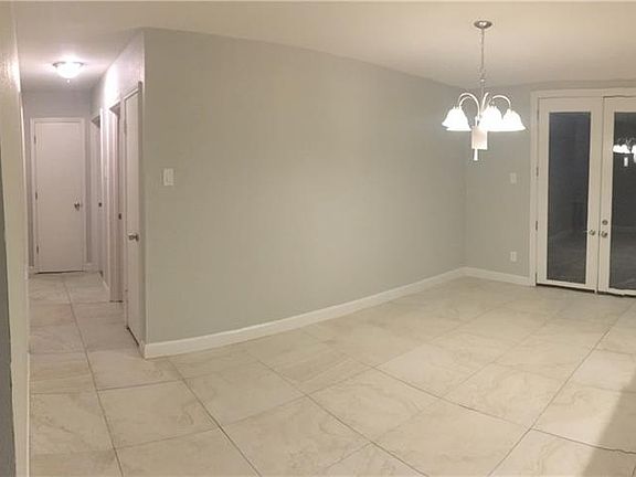 5th image of 1203 Oriole Blvd