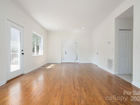 3rd image of 202 Ciccone Dr