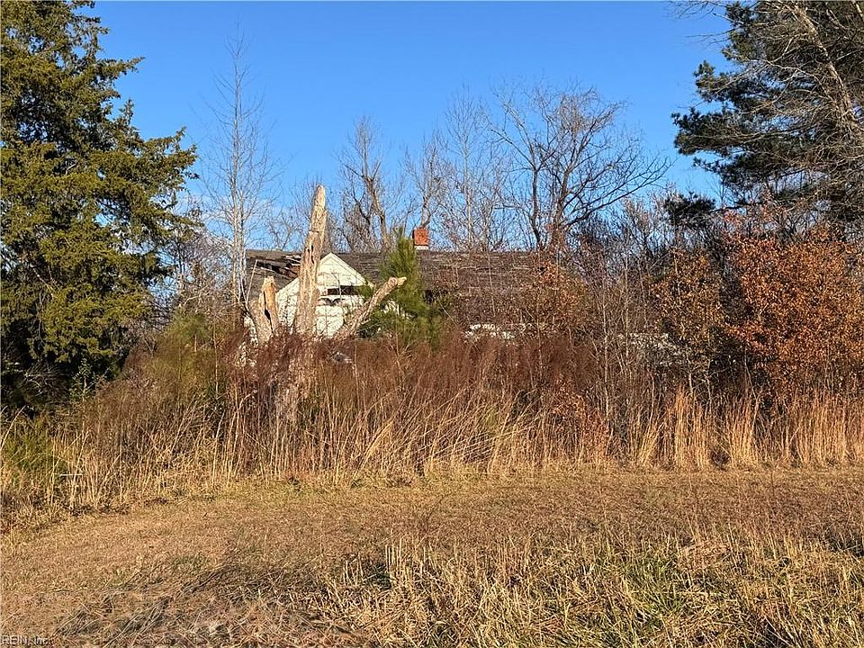 2nd image of 1506 Carsley Rd