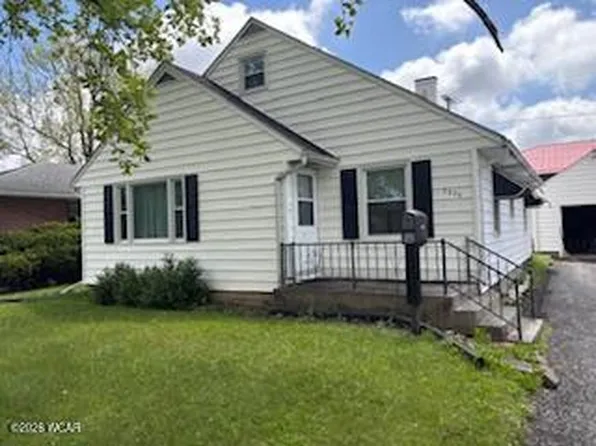 2325 Baywood Dr, Lima, OH 45805