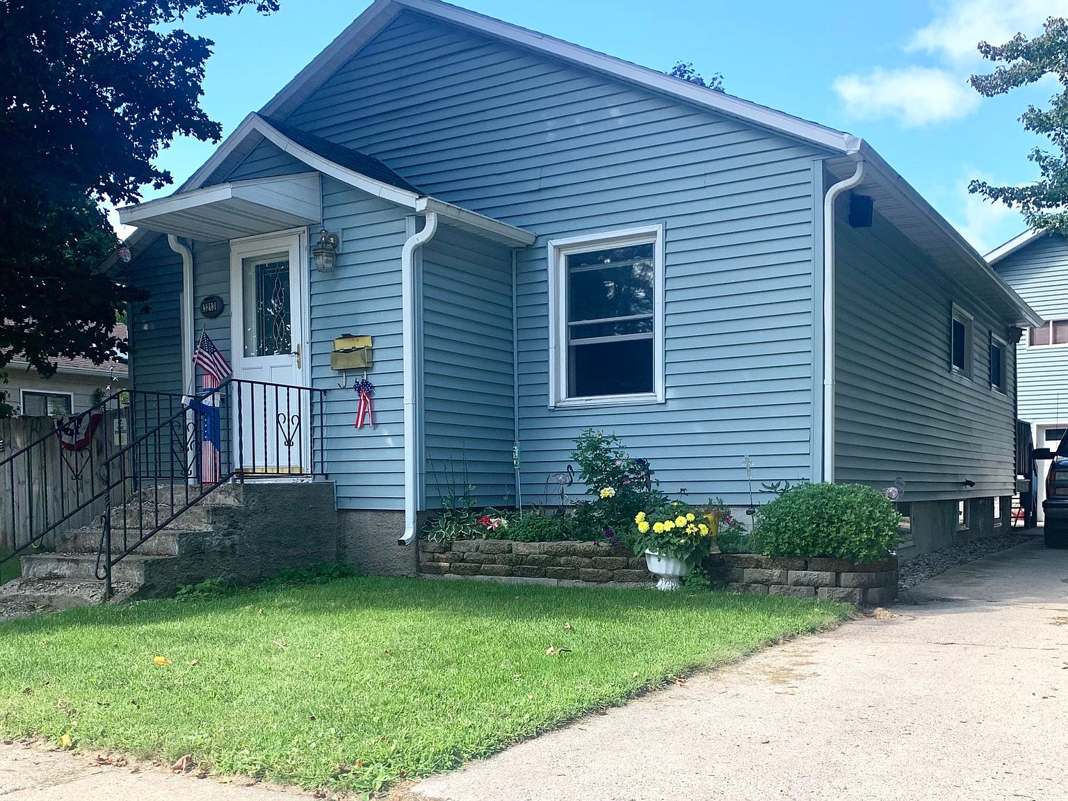 3213 14th St, Menominee, MI 49858 Zillow