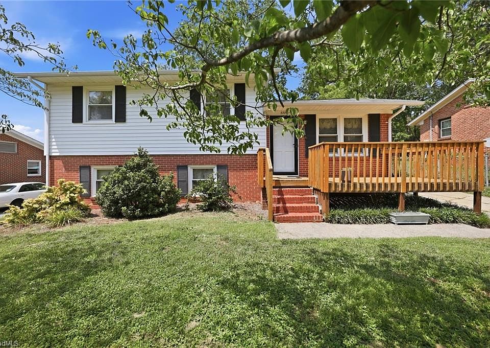1st image of 2222 Lynette Dr