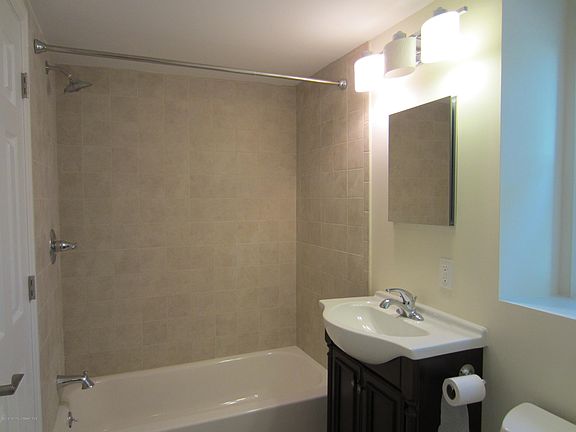 2nd image of 22 Lasatta Ave APT 1B