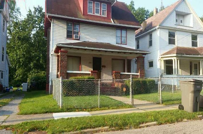 2nd image of 145 Breaden St
