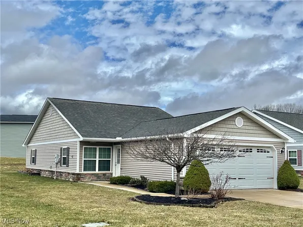 709 Whisper Creek Ln, Lodi, OH 44254