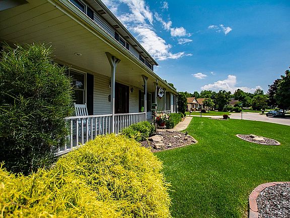 4th image of 51720 Waterford Ln
