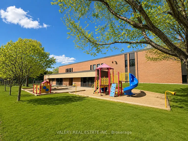 324 Cambridge St N #335 — Photo 10