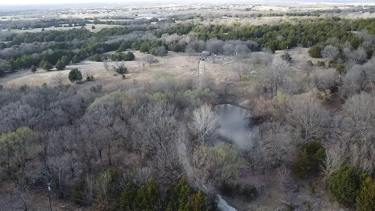 Building Photo - 18081 Burden Ranch Est