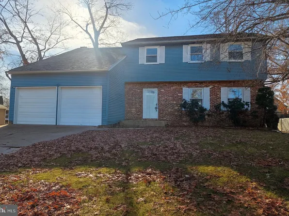 112 Hemlock Dr, Williamstown, NJ 08094