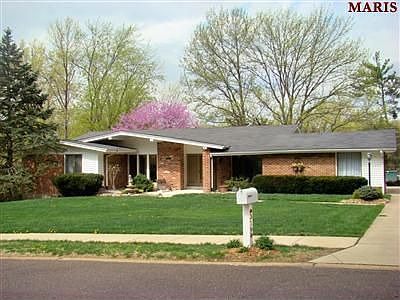 1st image of 319 Claymont Dr