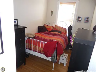 Rented by Realty 2000 Corp