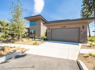 19227 Solomon Dr, Bend, OR 97702