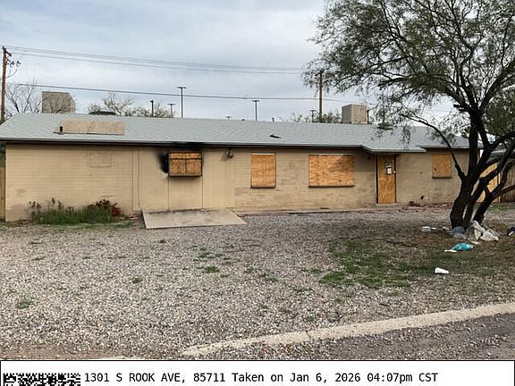 3rd image of 1301 S Rook Ave
