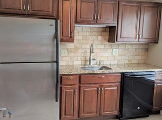 10134 Manchester Rd APT C, Kirkwood, MO 63122