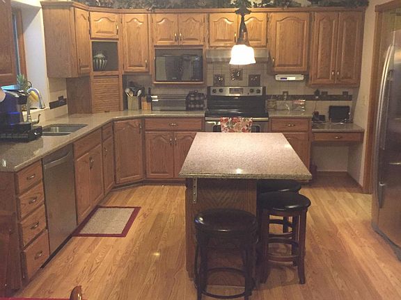 4th image of 2916 Karen Ct