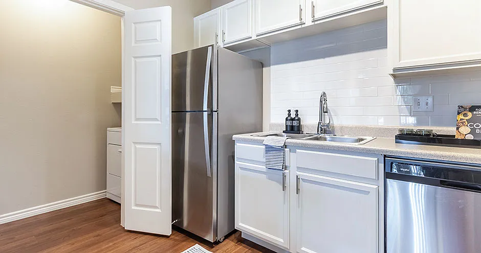 Bristol Place Apartment Homes — Photo 2