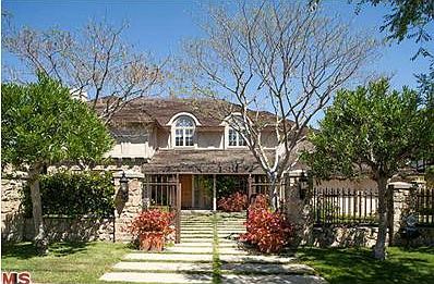 1st image of 606 N Elm Dr