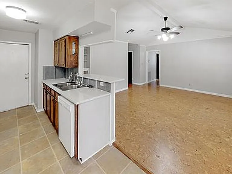 1210 Neal Pickett Dr — Photo 6