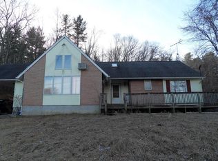 126 Sabin St, Putnam, CT 06260