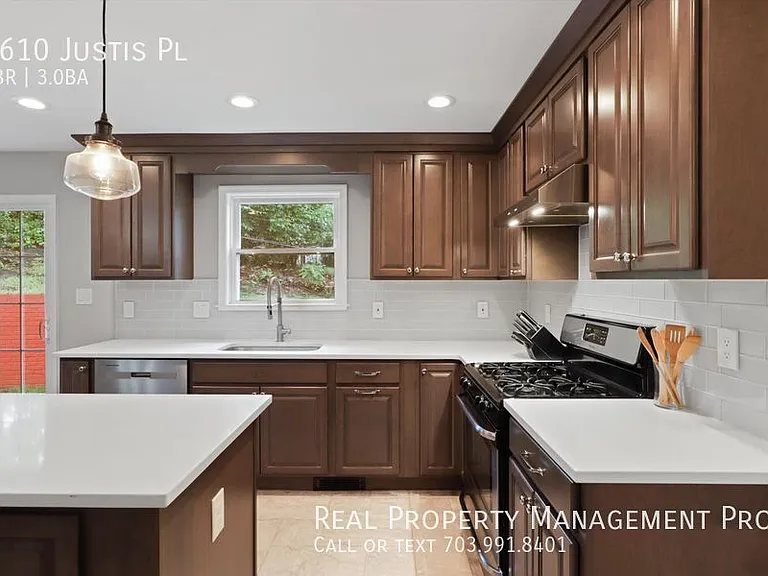 5610 Justis Pl — Photo 11