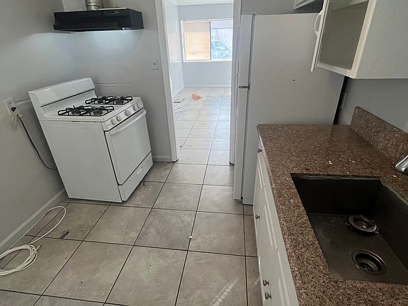 2nd image of 4777 Lantana Dr
