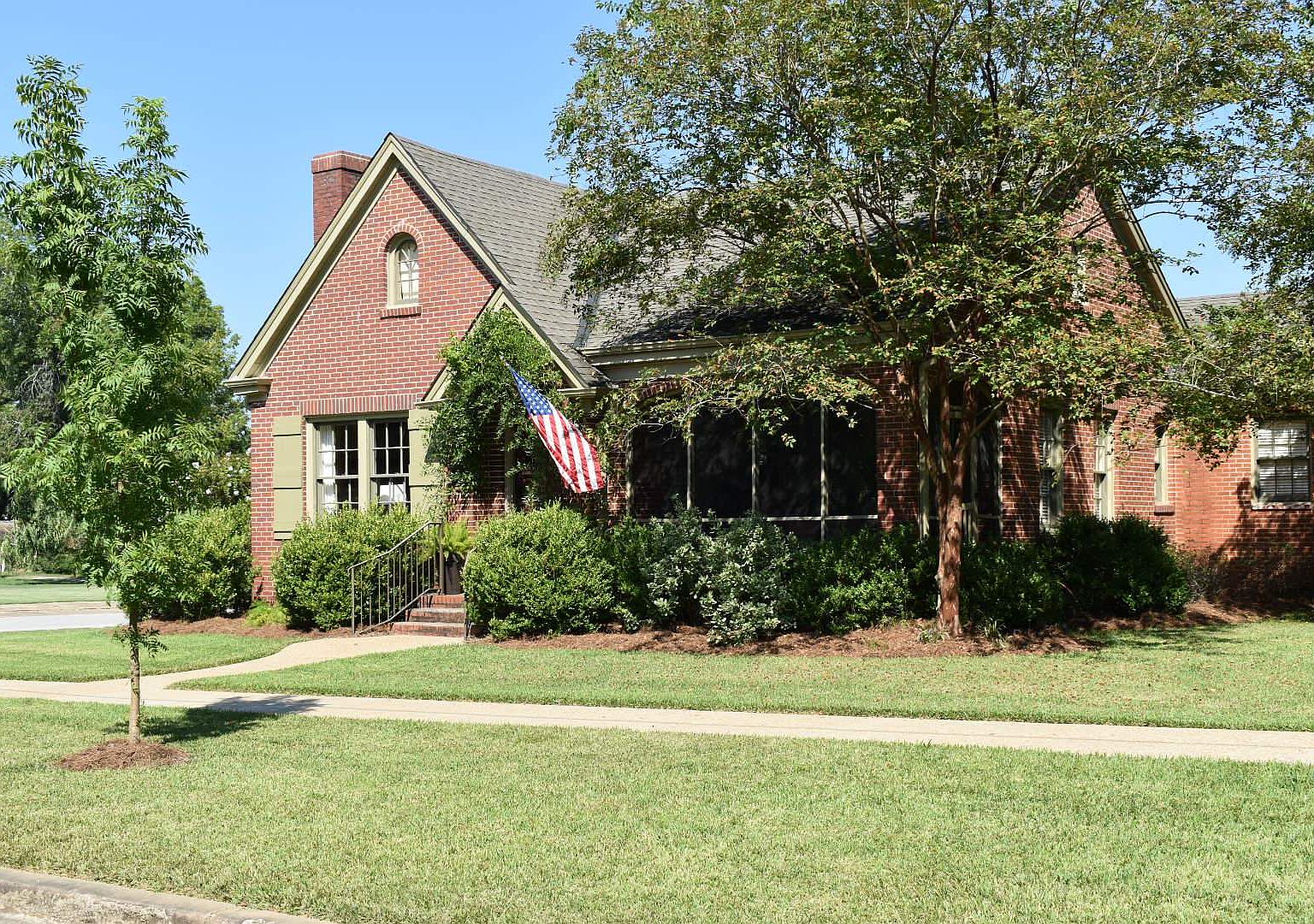 310 N Main Ave, Demopolis, AL 36732 | Zillow
