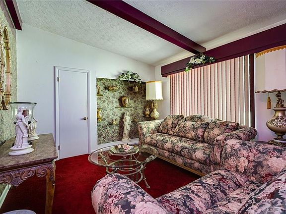 5th image of 3131 Malina Ave