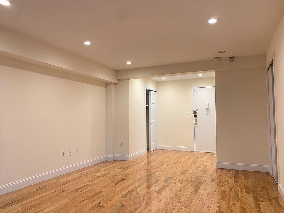2nd image of 135 E 17th St APT 6F