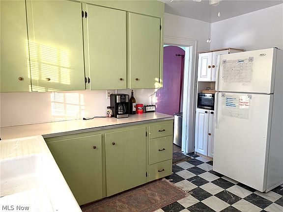 3rd image of 3733 Brightway St