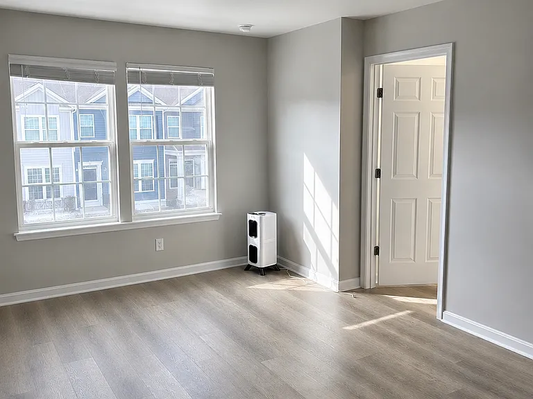 152 Baker Dr — Photo 10
