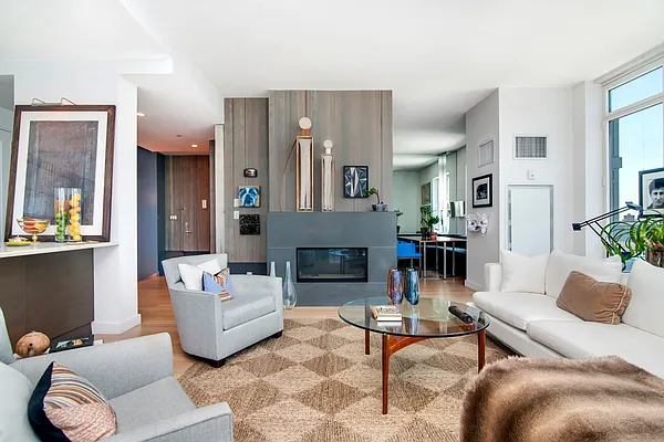 Sold by Compass | media 24