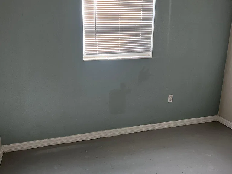 5120 E Seneca Ave #A — Photo 8