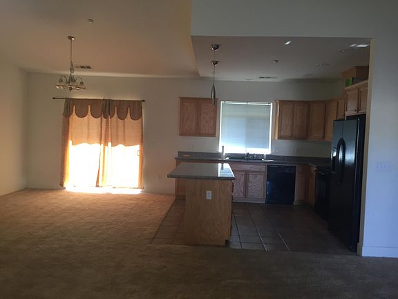 3rd image of 42 Cottage Ct